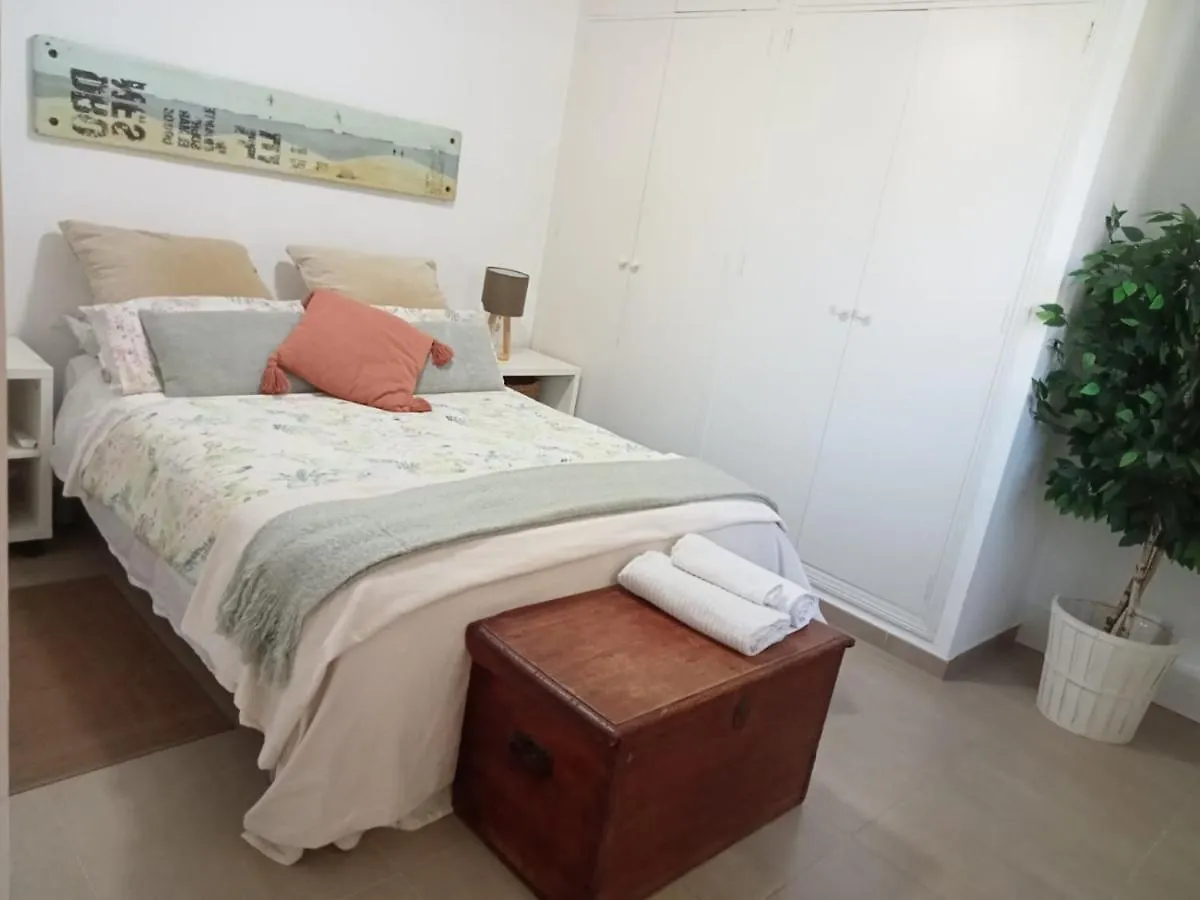 Apartment Dormir Entre Limones, Casa De Invitados En Vivienda Familiar Dos Hermanas
