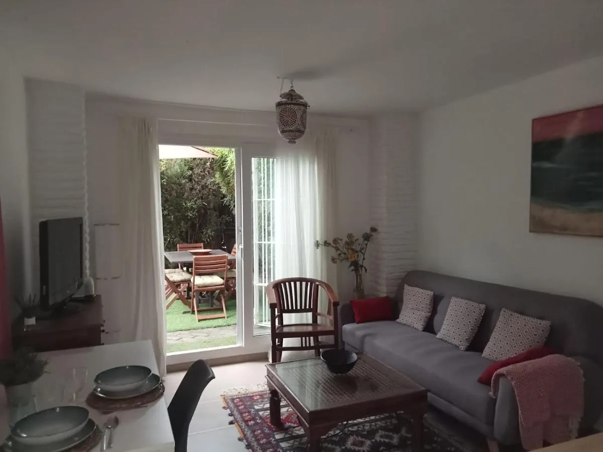Apartment Dormir Entre Limones, Casa De Invitados En Vivienda Familiar Dos Hermanas